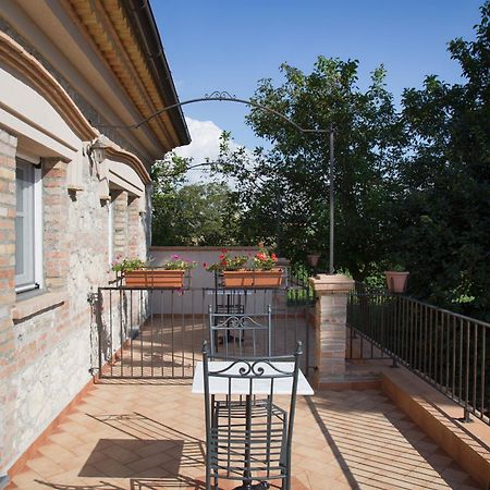 Don Carlo Agriturismo Di Charme Bio Villa Le Pioppe Luaran gambar