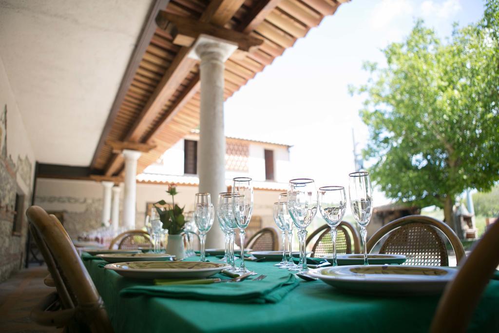 Don Carlo Agriturismo Di Charme Bio Villa Le Pioppe Luaran gambar