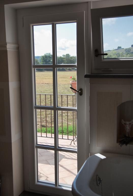 Don Carlo Agriturismo Di Charme Bio Villa Le Pioppe Luaran gambar